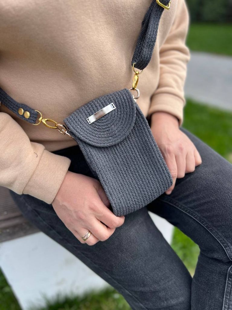 Сумочка для мобільного